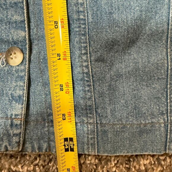 Vintage Central Falls Denim Jean Shirt Medium Blue Sleeveless Vest - Picture 6 of 6